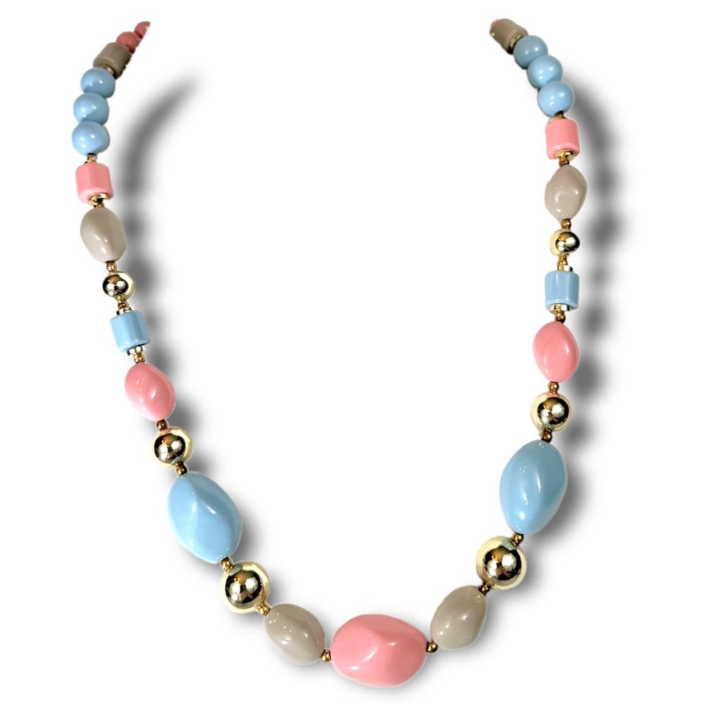 Woman's Vintage 90's Necklace Earrings Set Classic 90's Pink Blue Design